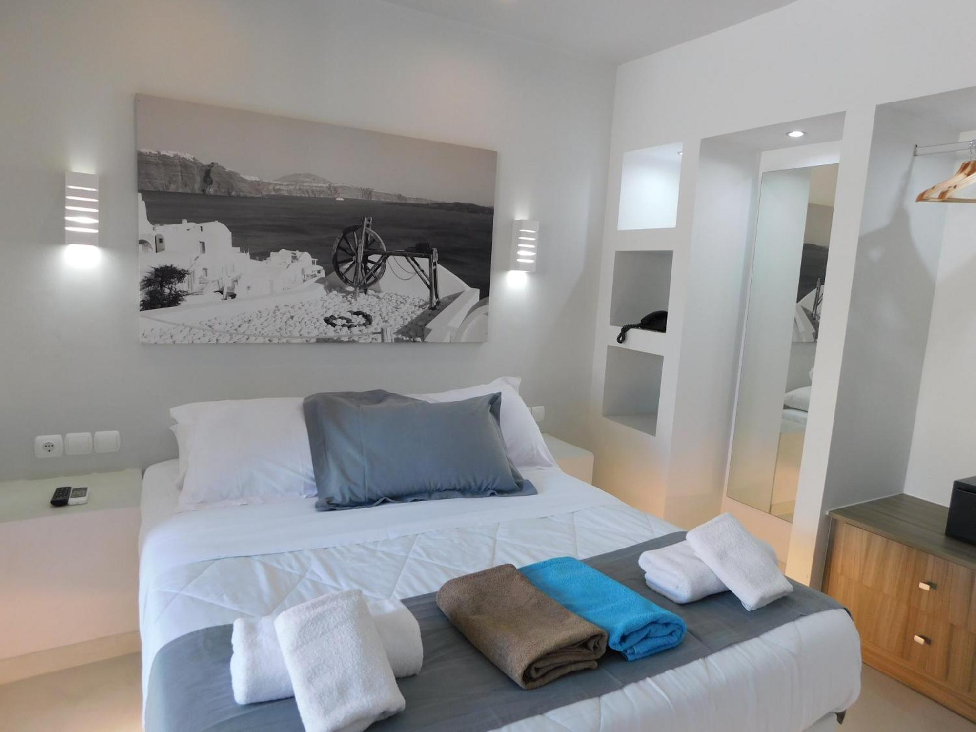 Perissa Beachfront Rooms Exterior foto