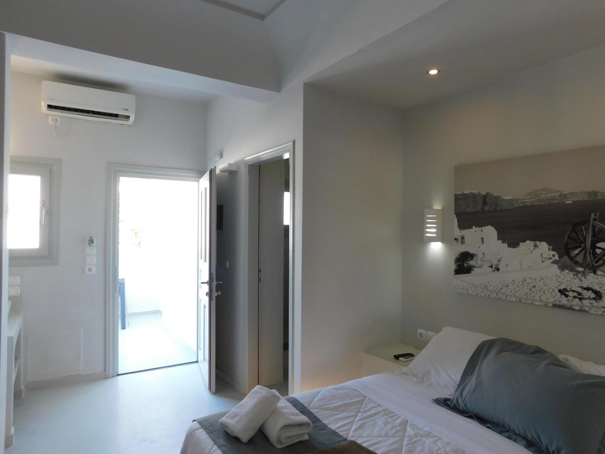 Perissa Beachfront Rooms Exterior foto